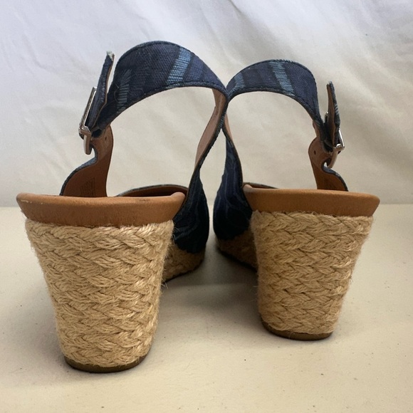 Vionic Coralina Chevron Blue Espadrille Wedge Slingback – Size 9.5W - Picture 5 of 8